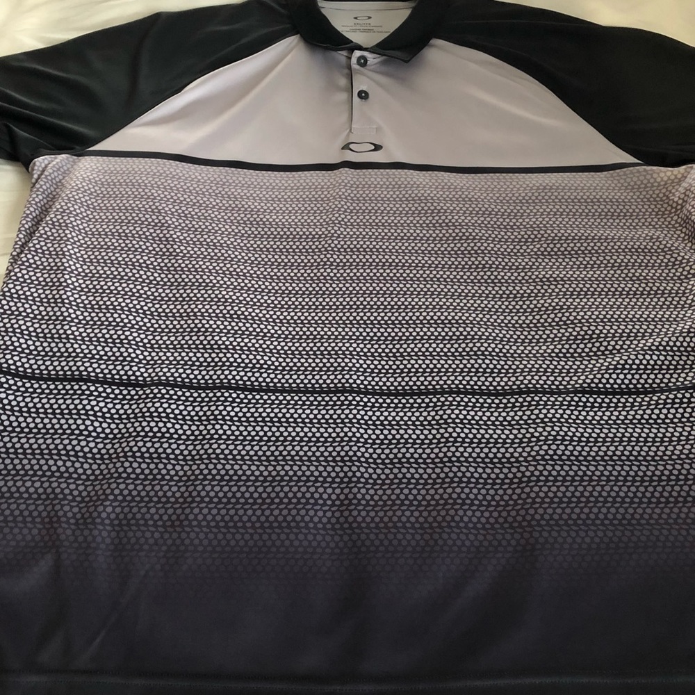 Men’s Oakley Golf Shirt XXL